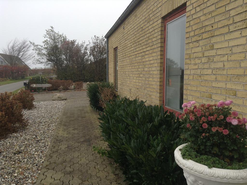 Molevitten Apartments Søby Esterno foto